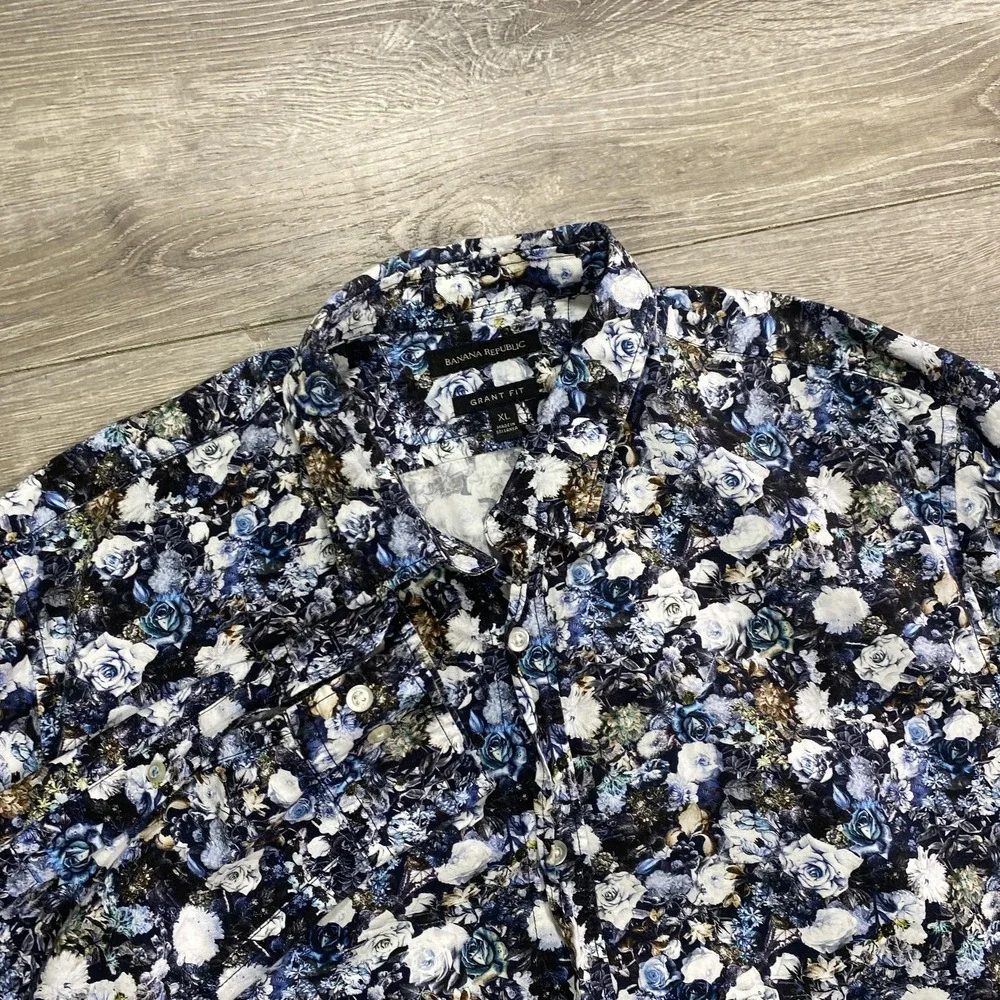 Banana Republic Shirt Mens XL Blue Floral Grant Fit‎ Long Sleeve Button Front